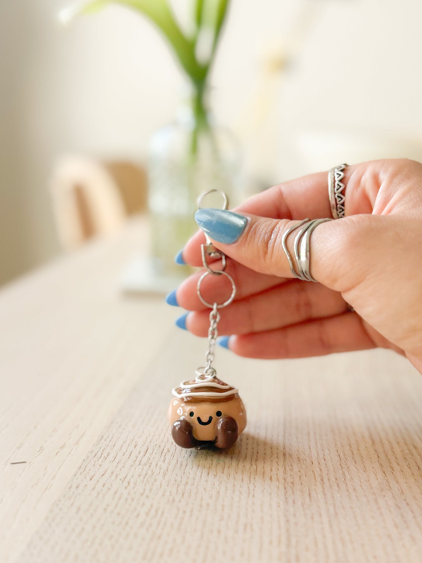 Cinnamon Bun Jellycat Keychain
