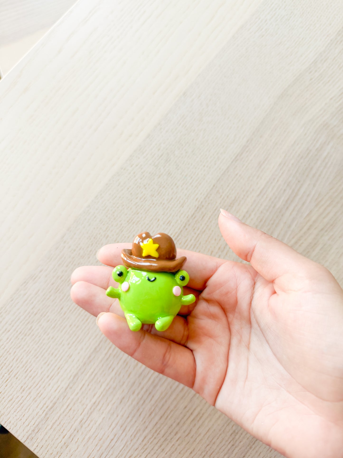 Cowboy Frog Pen Holder